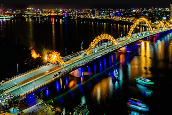 Dragon Bridge, Da Nang, Vietnam