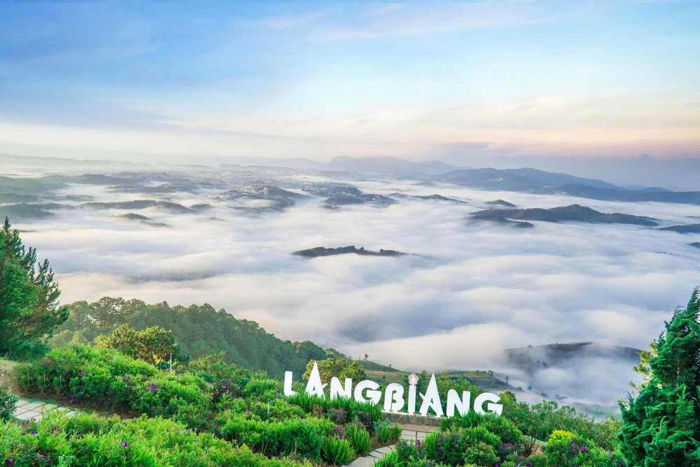 Lang Biang Mountain, Da Lat, Vietnam