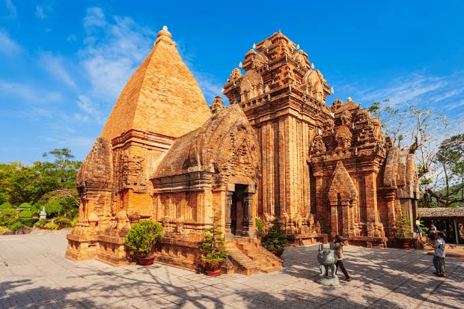 Po Sah Inu Cham Towers, Phan Thiet, Vietnam